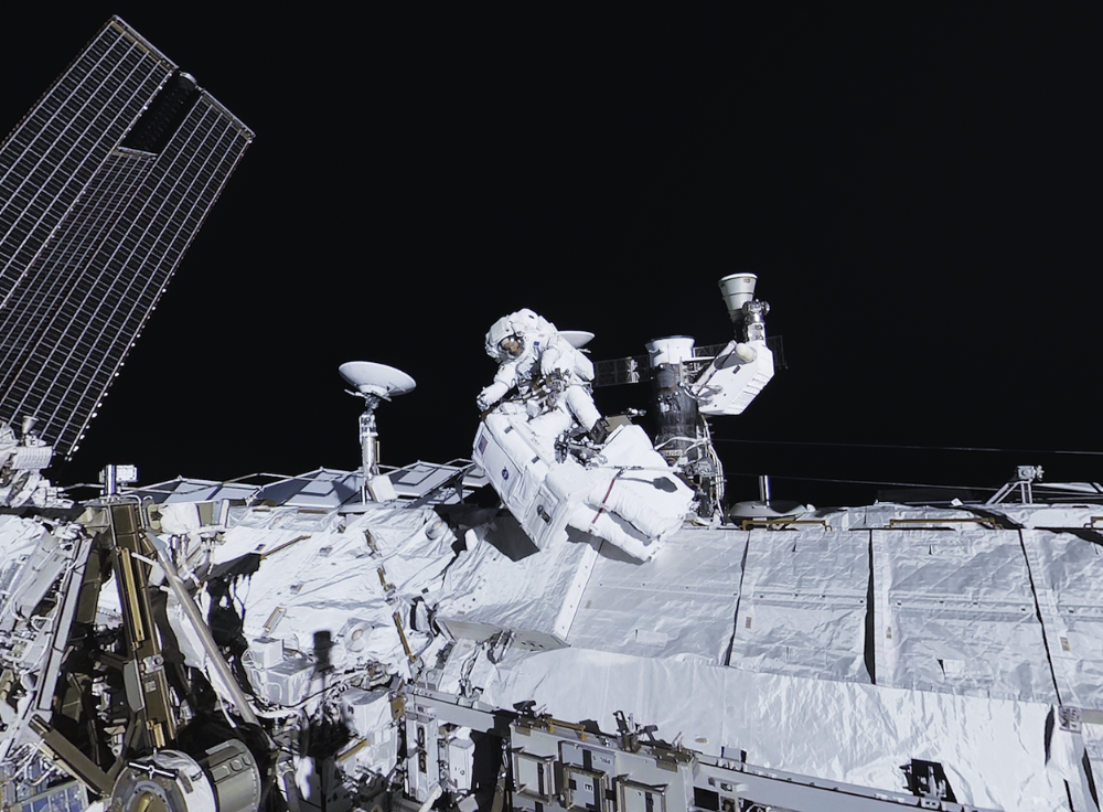 THE INFINITE Houston - An Immersive VR Experience in Space - THE INFINITE Edmonton - An Immersive VR Experience in Space