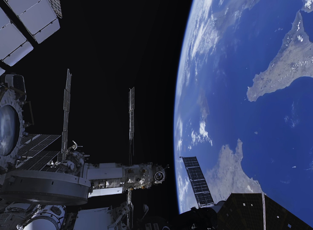 THE INFINITE Houston - An Immersive VR Experience in Space - THE INFINITE Edmonton - An Immersive VR Experience in Space